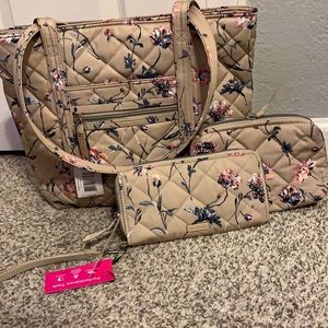 Vera Bradley Small Vera Tote in Performance Twill